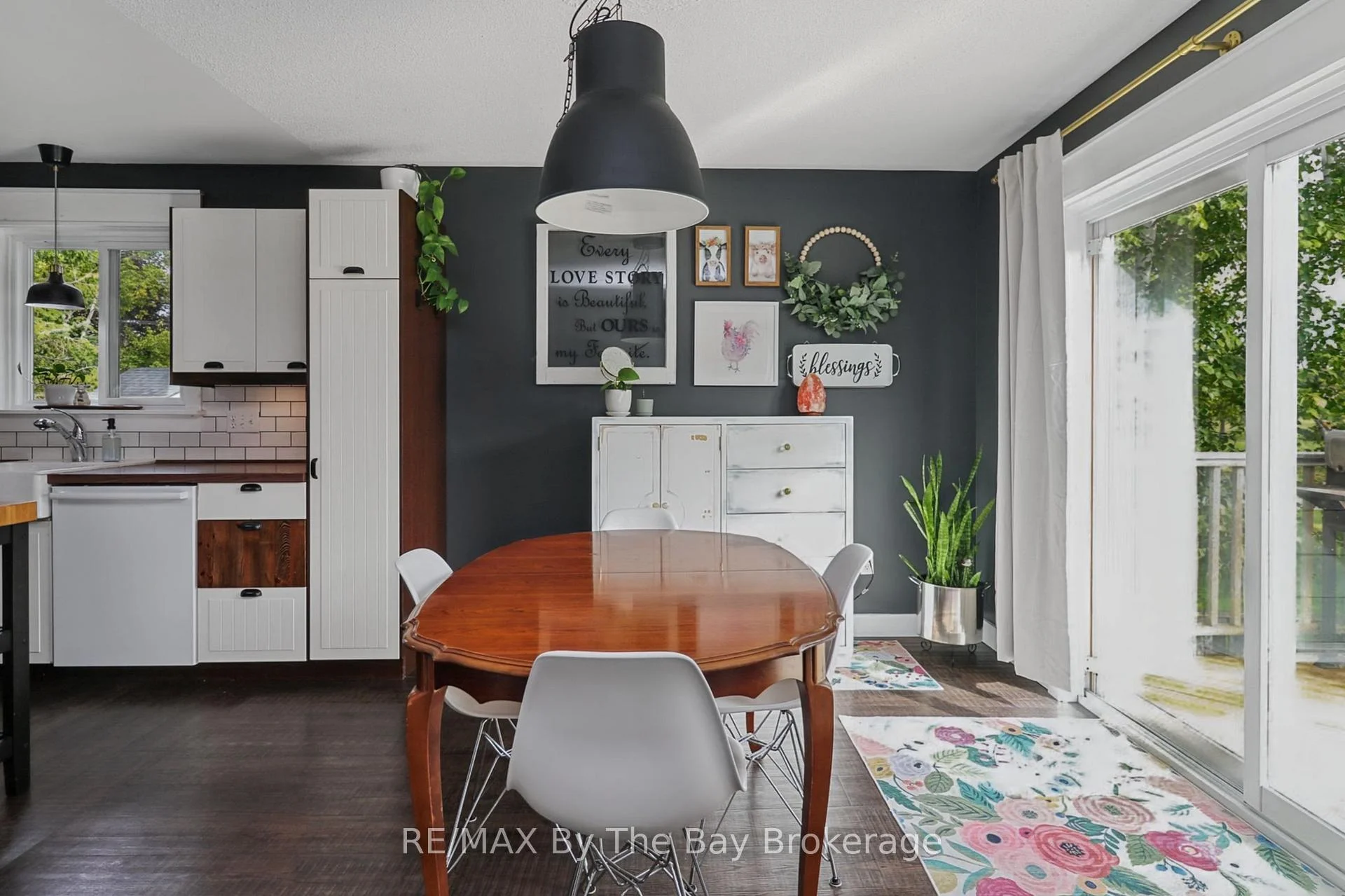 Photo 26 of 2 Red Oak Drive, Wasaga Beach — HOMEH