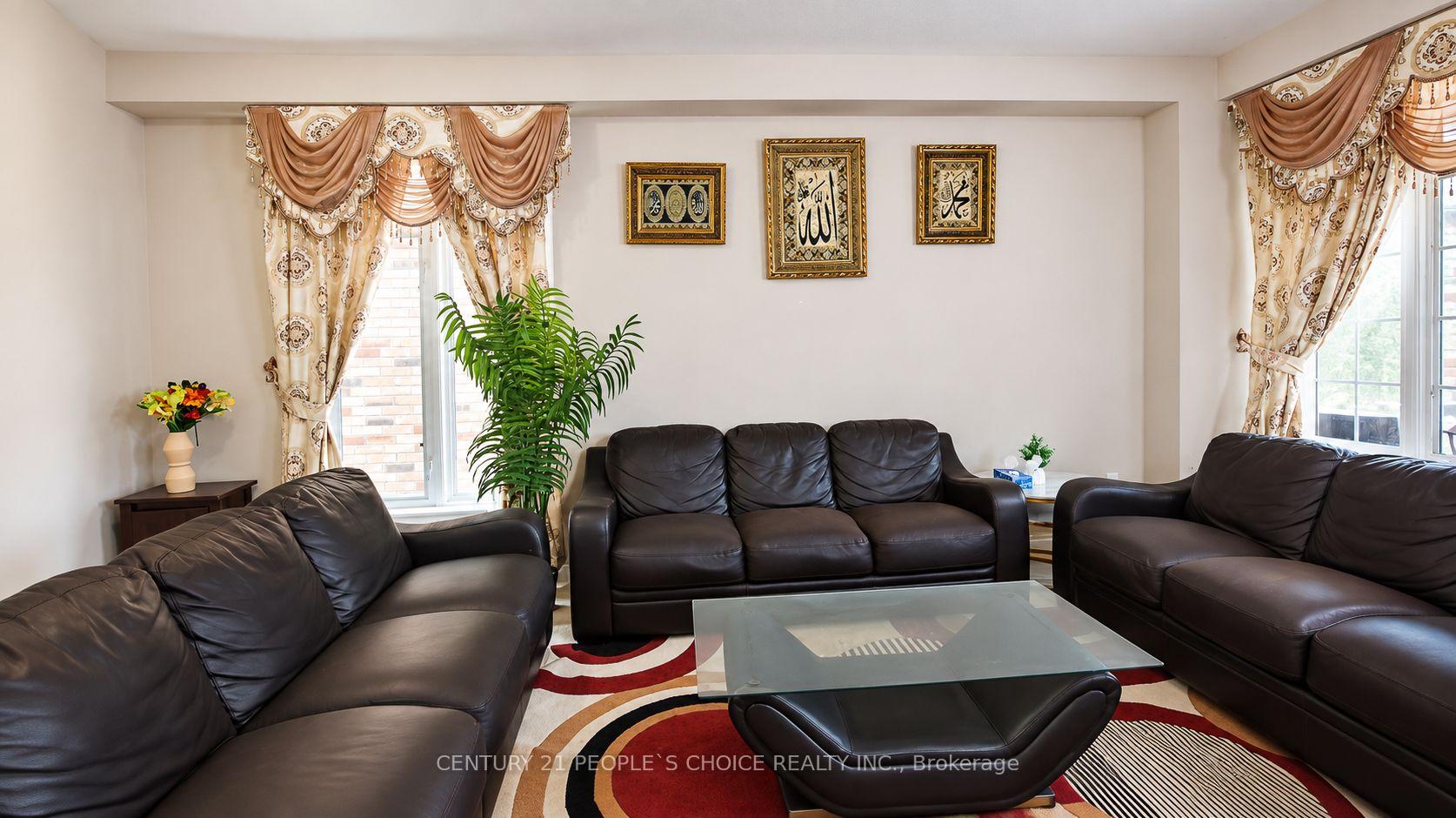 Photo 3 of 99 Timber Creek Crescent, Cambridge, Fiddlesticks — HOMEH