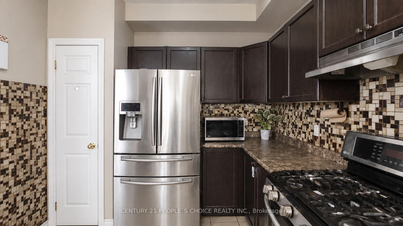Photo 11 of 99 Timber Creek Crescent, Cambridge, Fiddlesticks — HOMEH