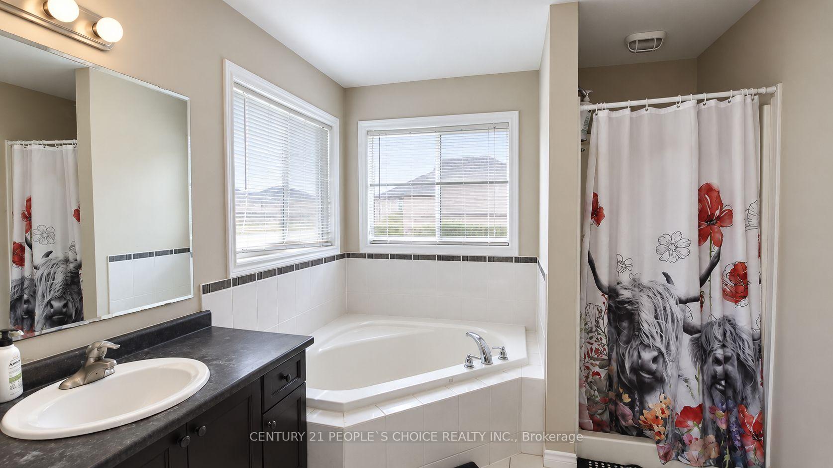 Photo 21 of 99 Timber Creek Crescent, Cambridge, Fiddlesticks — HOMEH