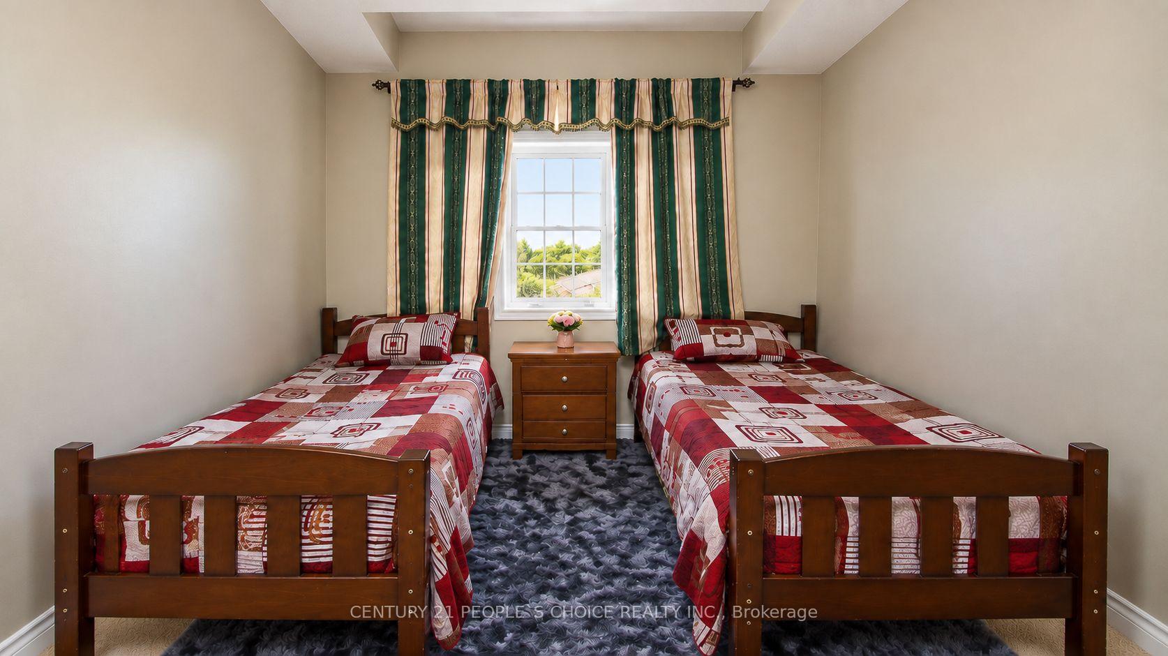 Photo 29 of 99 Timber Creek Crescent, Cambridge, Fiddlesticks — HOMEH