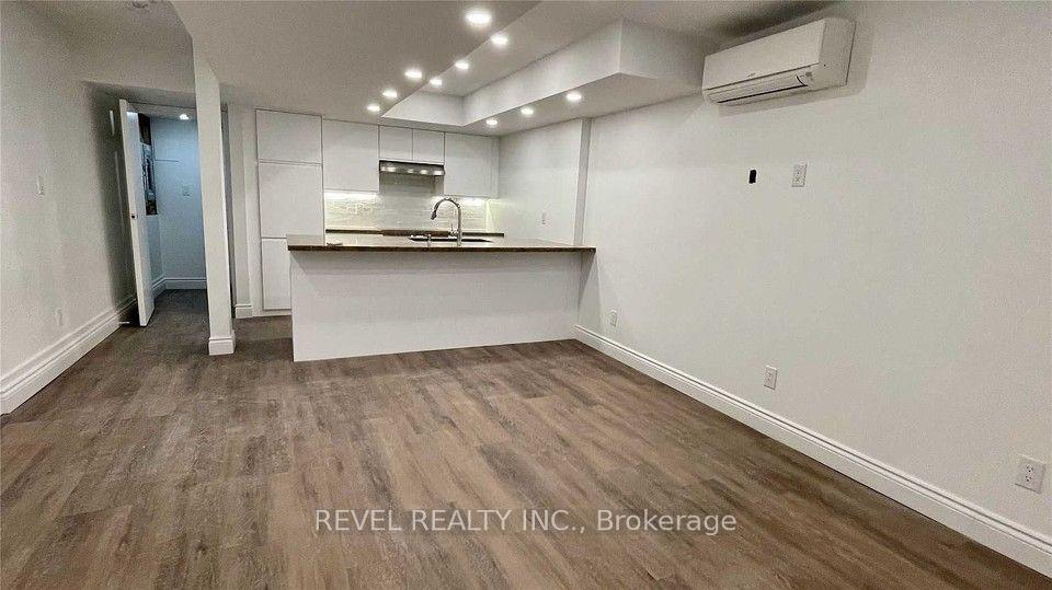 Photo 6 of Unit B, 48 Lansdowne Avenue, Toronto, Roncesvalles — HOMEH