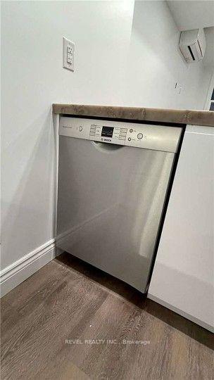 Photo 8 of Unit B, 48 Lansdowne Avenue, Toronto, Roncesvalles — HOMEH