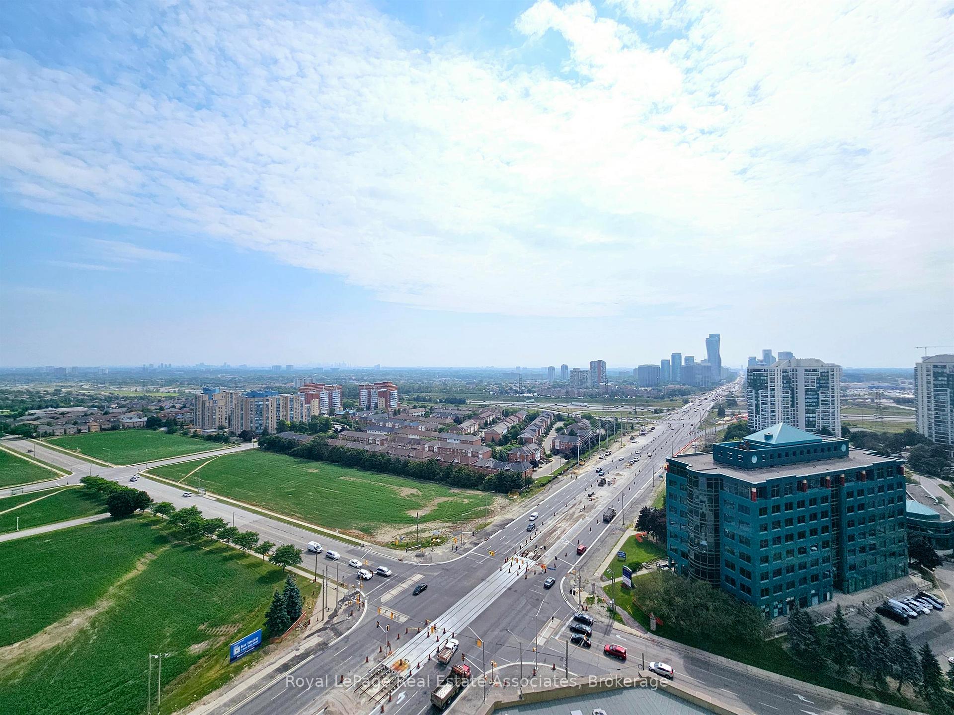 Photo 22 of Unit 2425, 25 Kingsbridge Garden Circle, Mississauga, Hurontario — HOMEH
