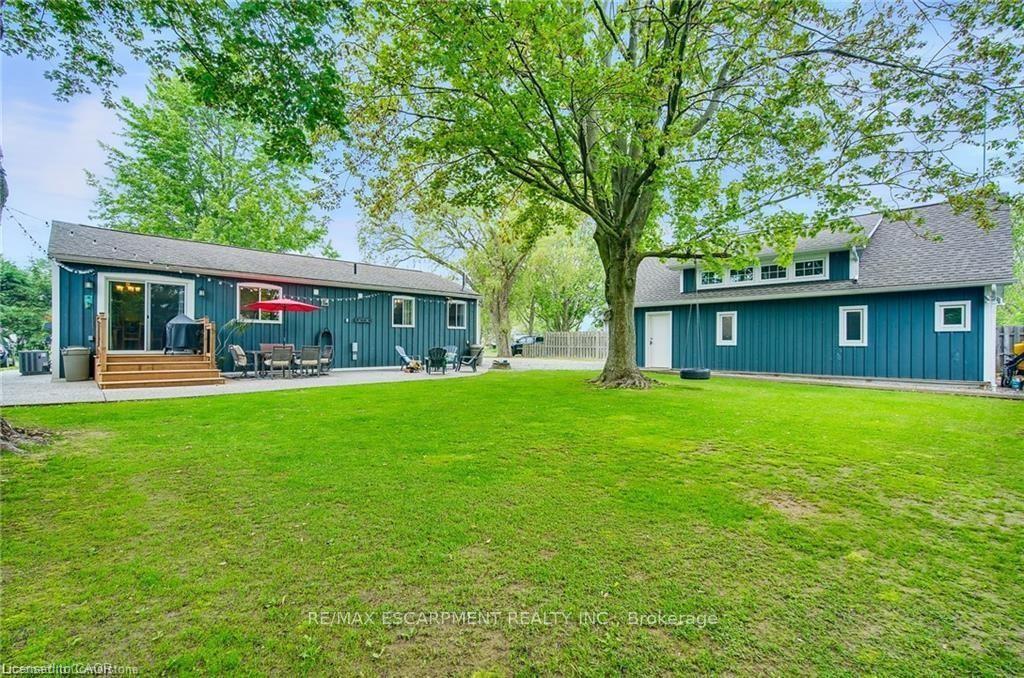 Photo 4 of 8 Beach Road, Haldimand, Dunnville — HOMEH