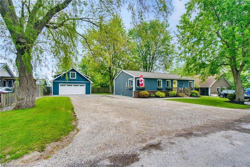 Photo 5 of 8 Beach Road, Haldimand, Dunnville — HOMEH