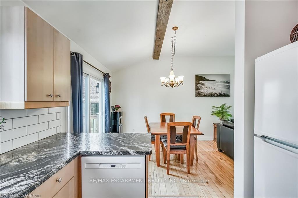 Photo 19 of 8 Beach Road, Haldimand, Dunnville — HOMEH