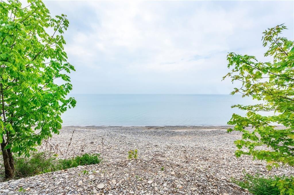 Photo 44 of 8 Beach Road, Haldimand, Dunnville — HOMEH