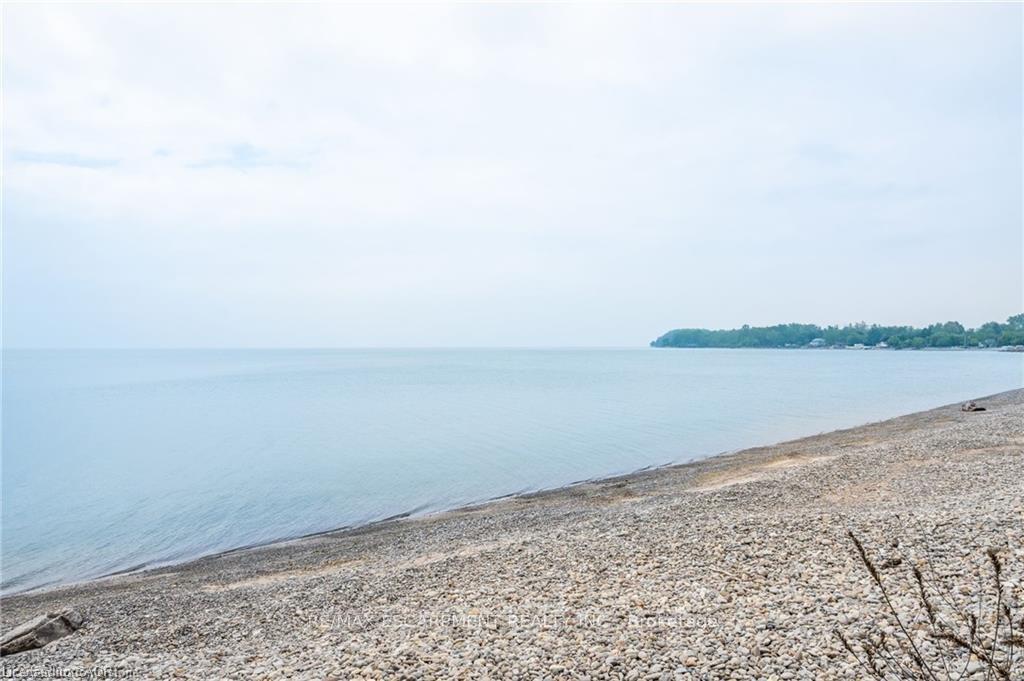 Photo 45 of 8 Beach Road, Haldimand, Dunnville — HOMEH
