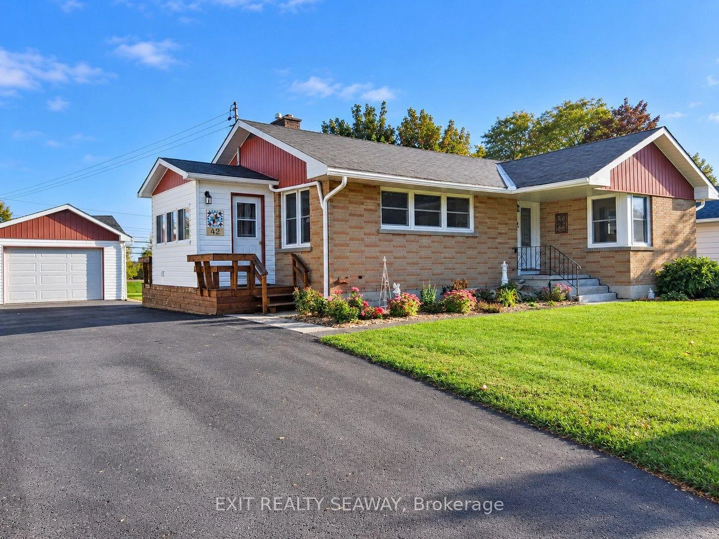 Photo of 42 Santa Cruz Drive