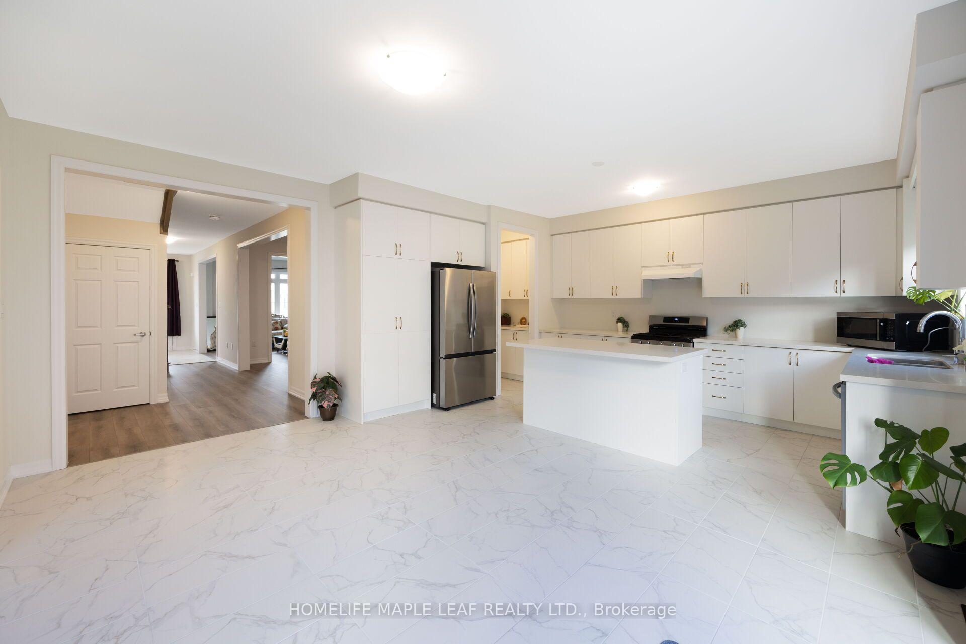 Photo 16 of 244 Warden Street, Clearview, Stayner — HOMEH
