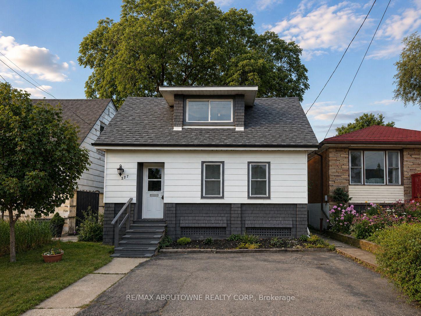 Photo of 227 East 23rd Street