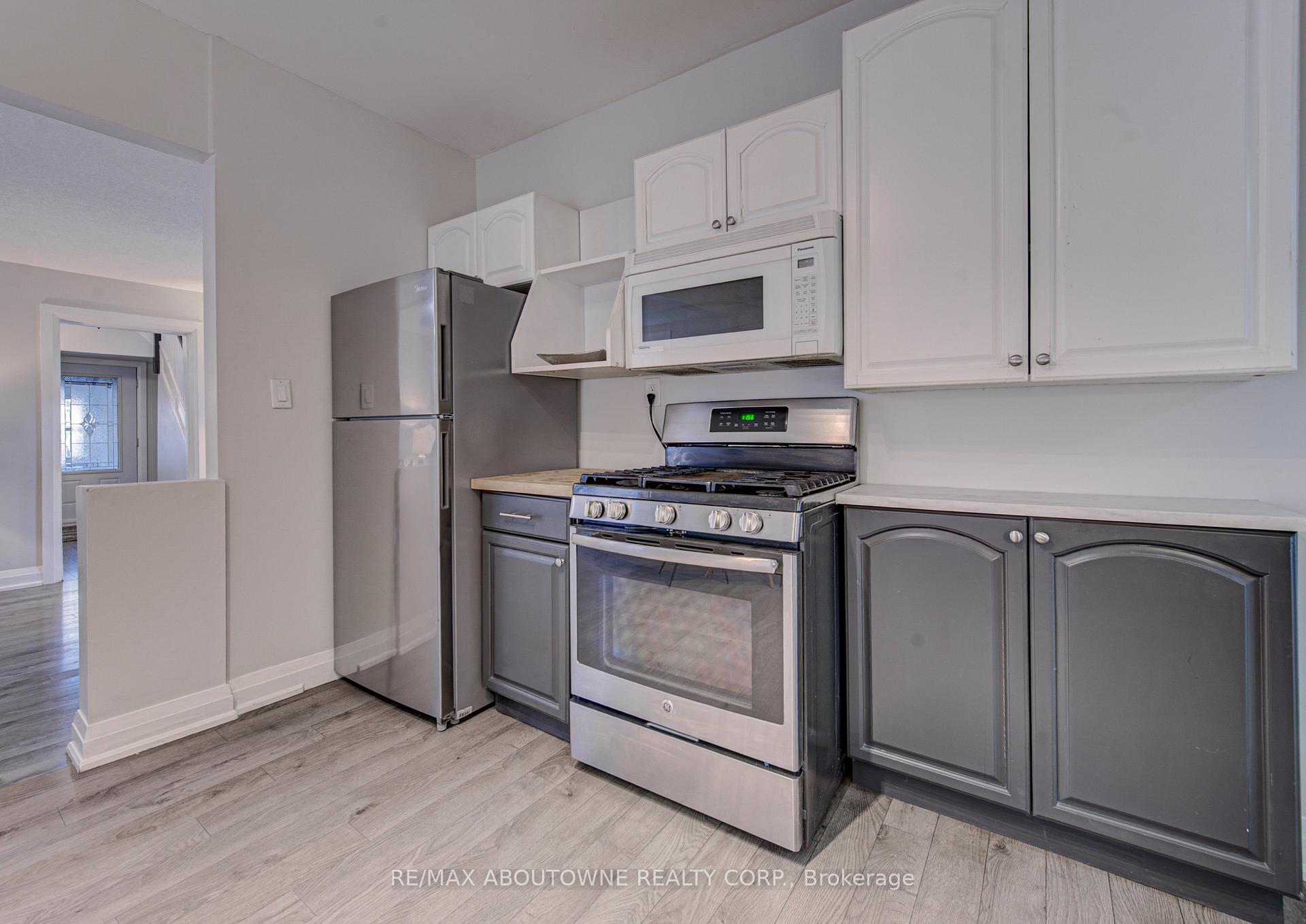 Photo 10 of 227 East 23rd Street, Hamilton, Eastmount — HOMEH