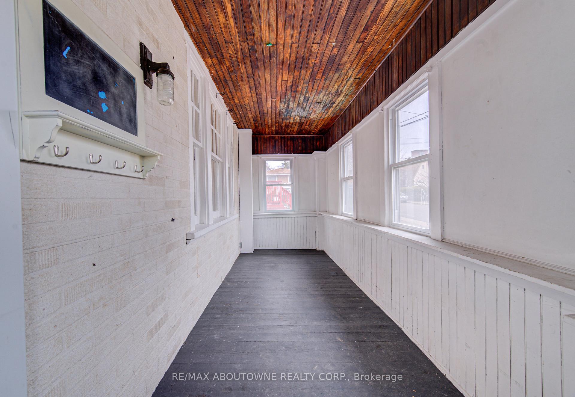Photo 23 of 227 East 23rd Street, Hamilton, Eastmount — HOMEH
