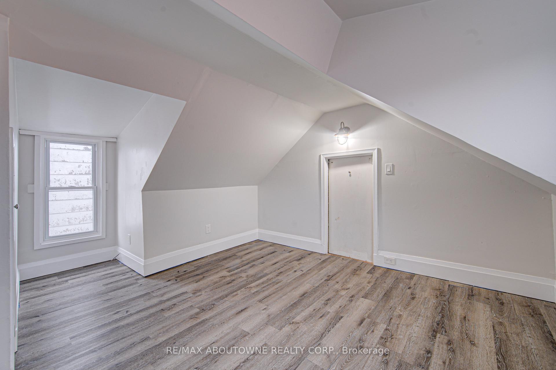 Photo 29 of 227 East 23rd Street, Hamilton, Eastmount — HOMEH