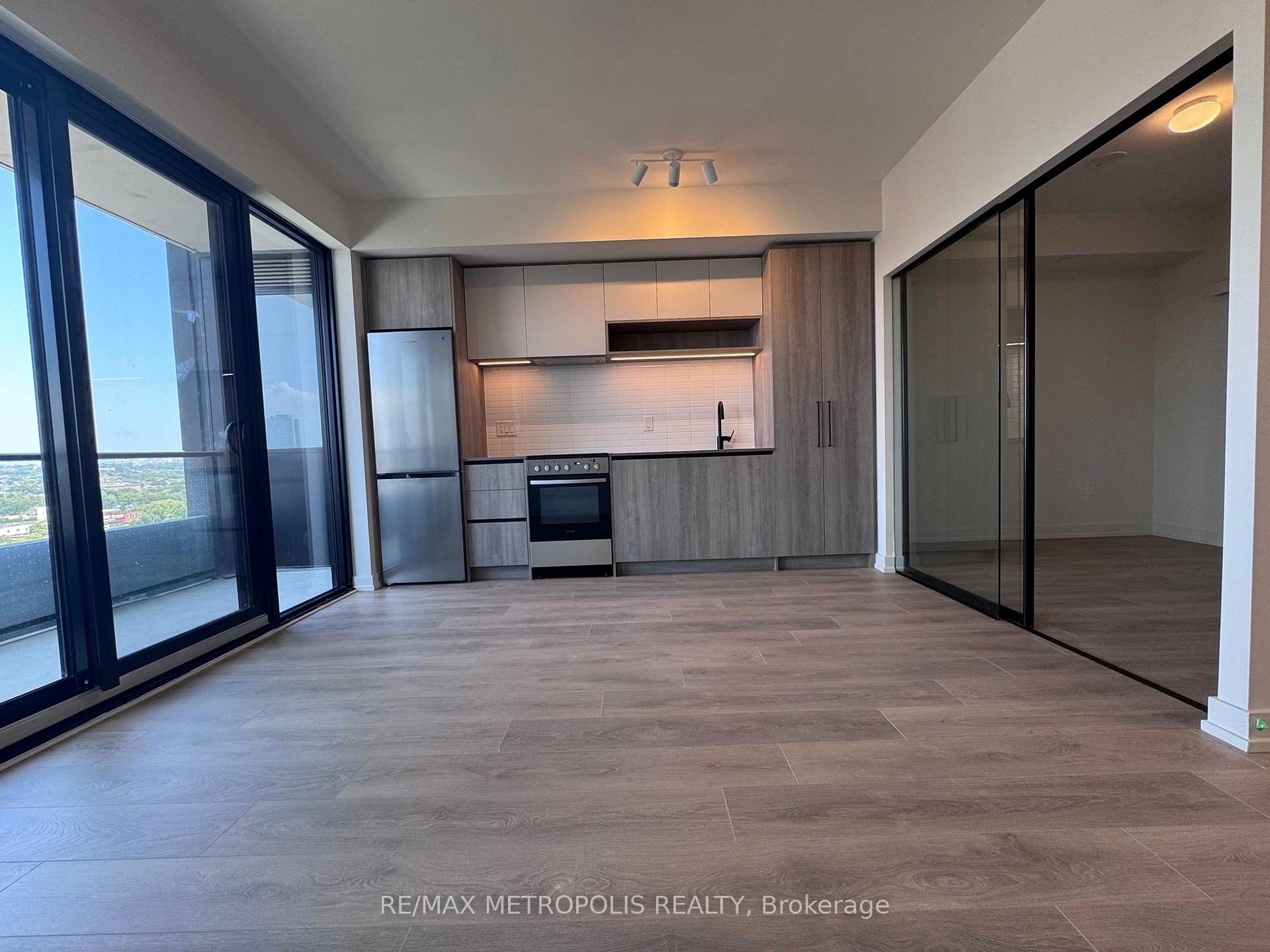 Photo 7 of Unit 1418, 181 Sterling Road, Toronto, Dufferin Grove — HOMEH