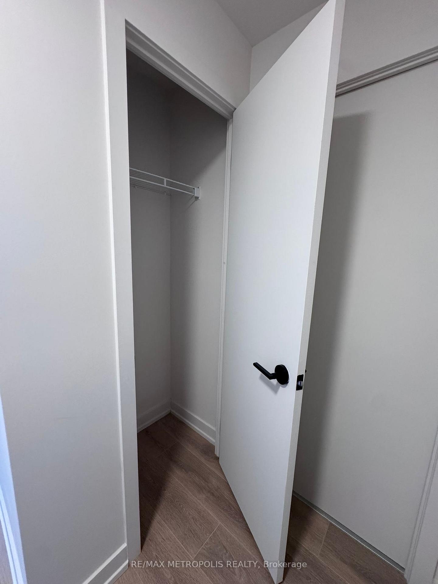 Photo 10 of Unit 1418, 181 Sterling Road, Toronto, Dufferin Grove — HOMEH