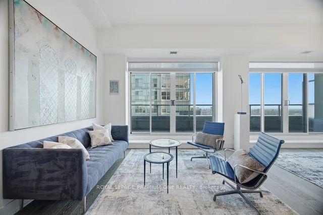 Photo 12 of Unit 3, 111 St Clair Avenue W, Toronto, Yonge-St. Clair — HOMEH