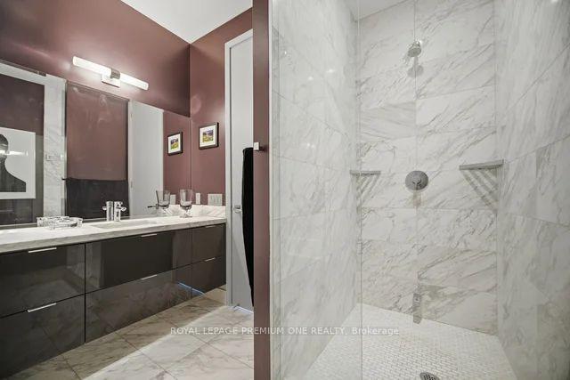 Photo 26 of Unit 3, 111 St Clair Avenue W, Toronto, Yonge-St. Clair — HOMEH