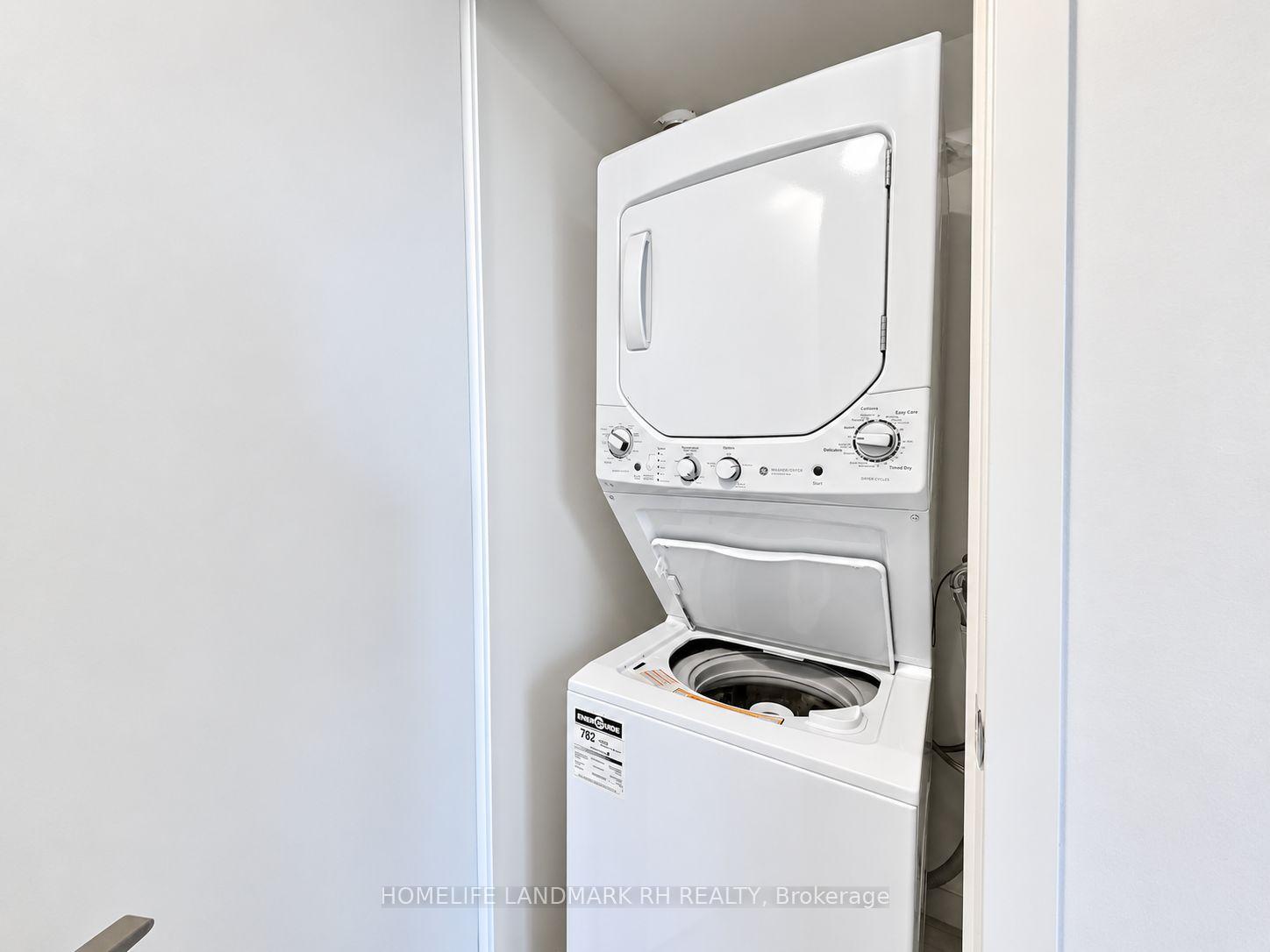 Photo 11 of Unit 2102, 501 Yonge Street, Toronto, Church-Yonge Corridor — HOMEH