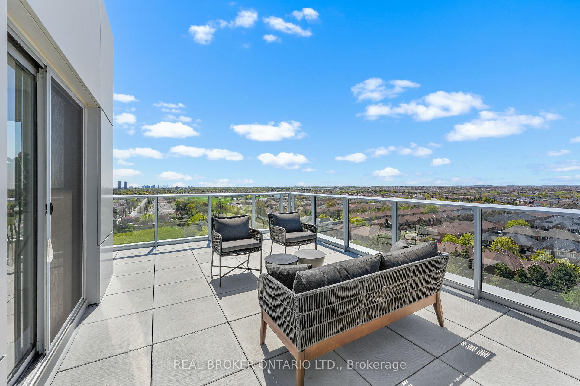 Photo 8 of Unit 611, 100 Manett Crescent, Brampton, Brampton West — HOMEH