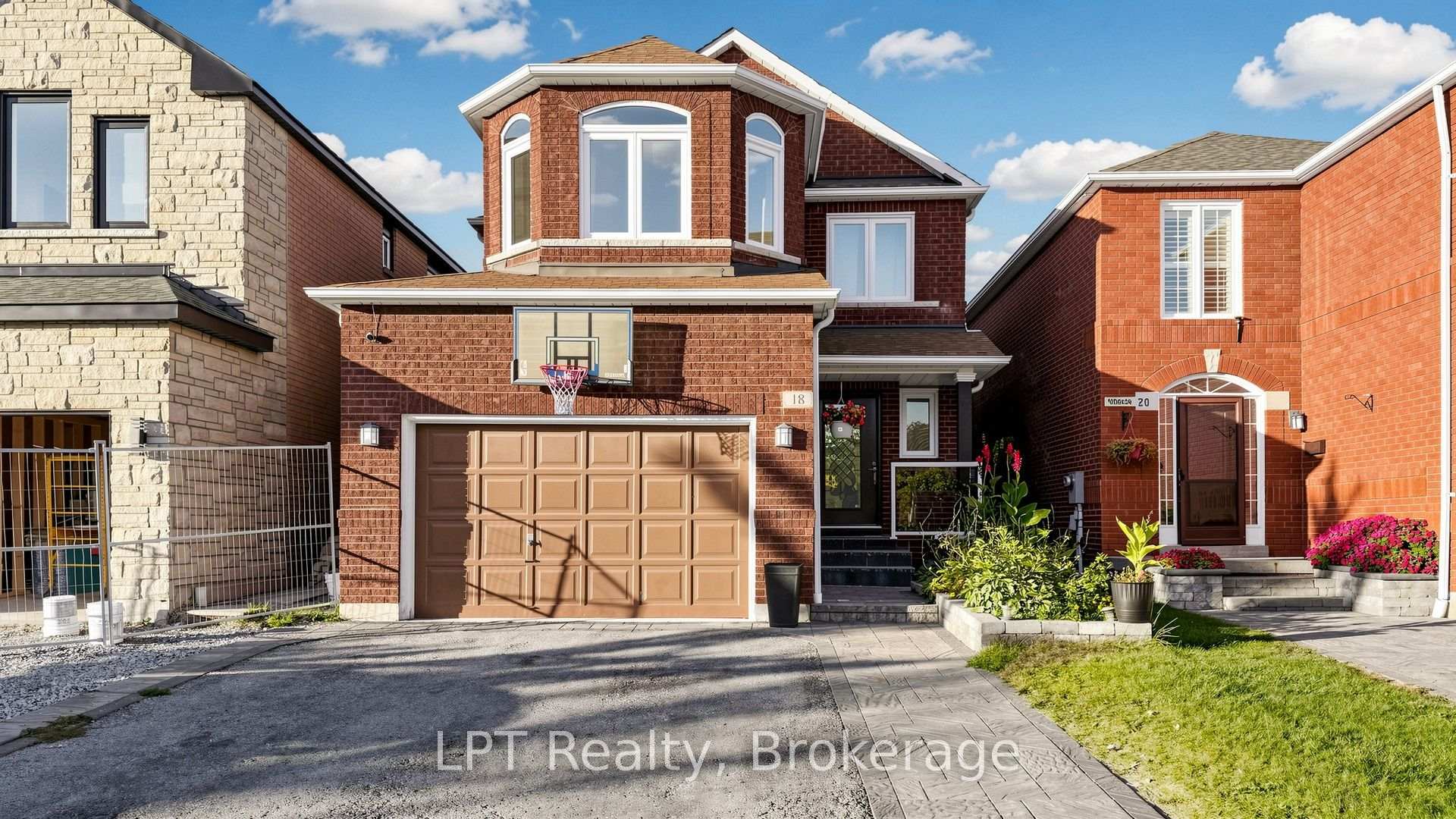 Photo of 18 Tawn Crescent S