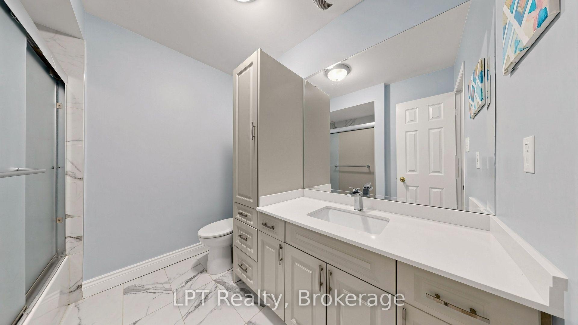 Photo 24 of 18 Tawn Crescent S, Ajax, Central — HOMEH