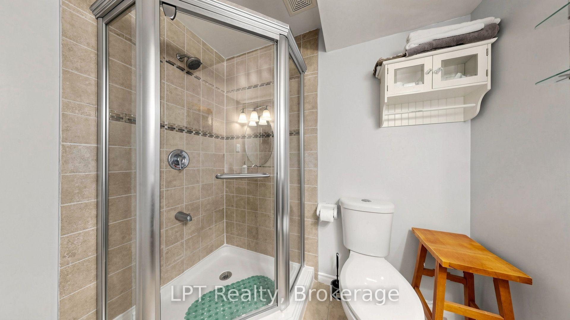 Photo 30 of 18 Tawn Crescent S, Ajax, Central — HOMEH