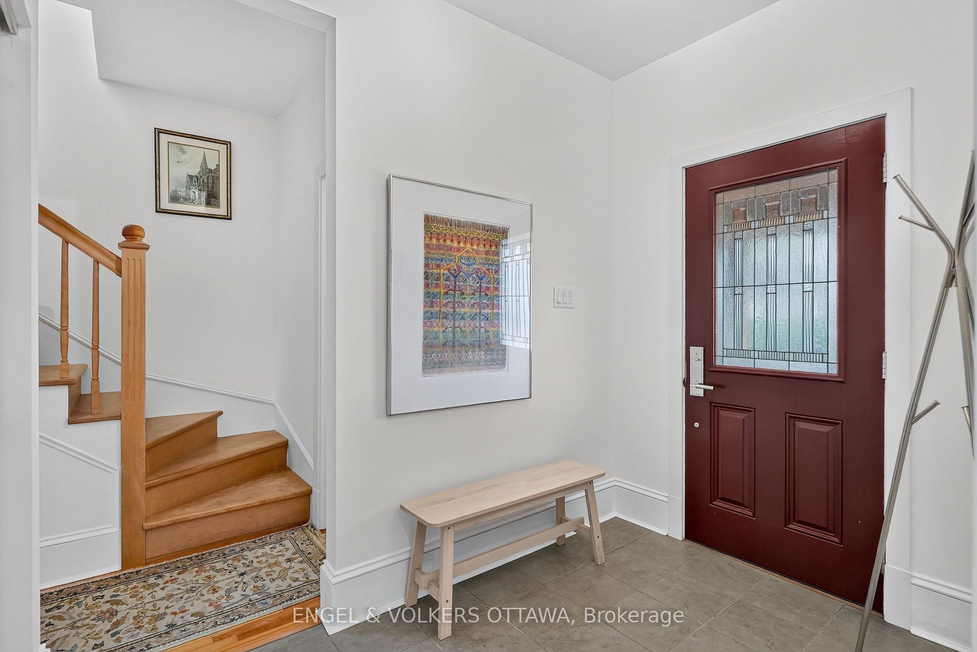Photo 4 of 459 Highland Avenue, Ottawa, McKellar/Highland — HOMEH