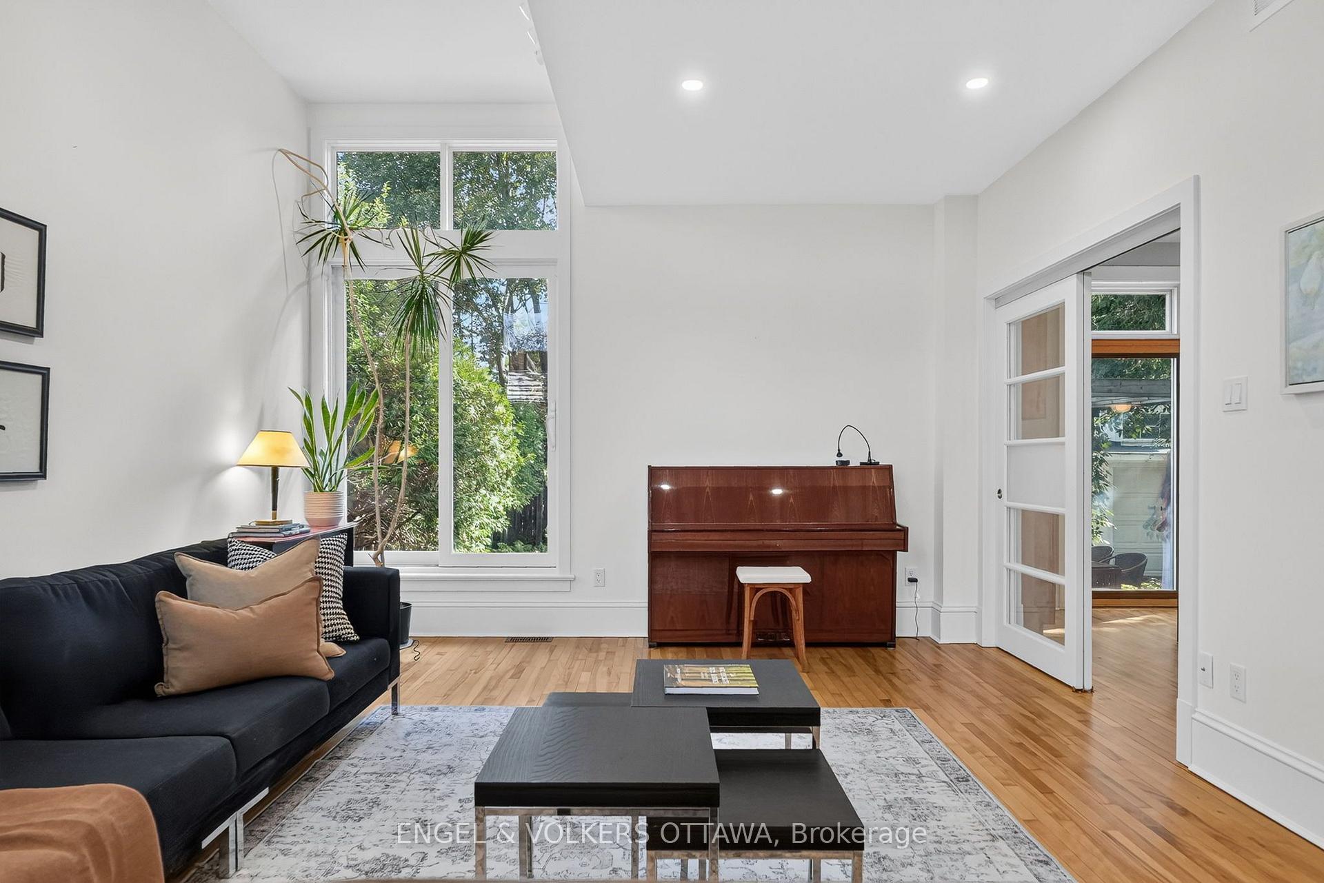 Photo 7 of 459 Highland Avenue, Ottawa, McKellar/Highland — HOMEH