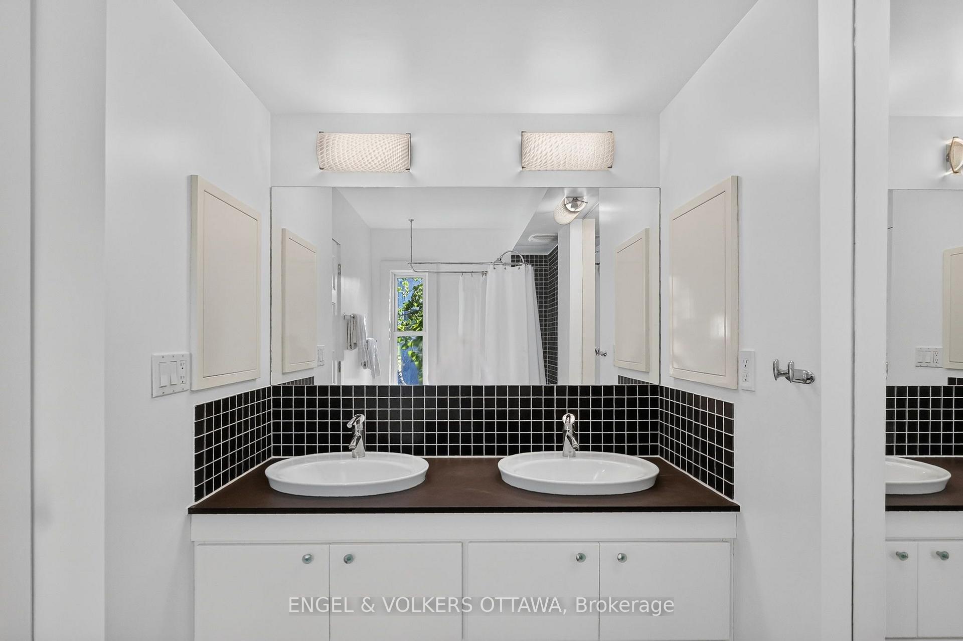 Photo 17 of 459 Highland Avenue, Ottawa, McKellar/Highland — HOMEH