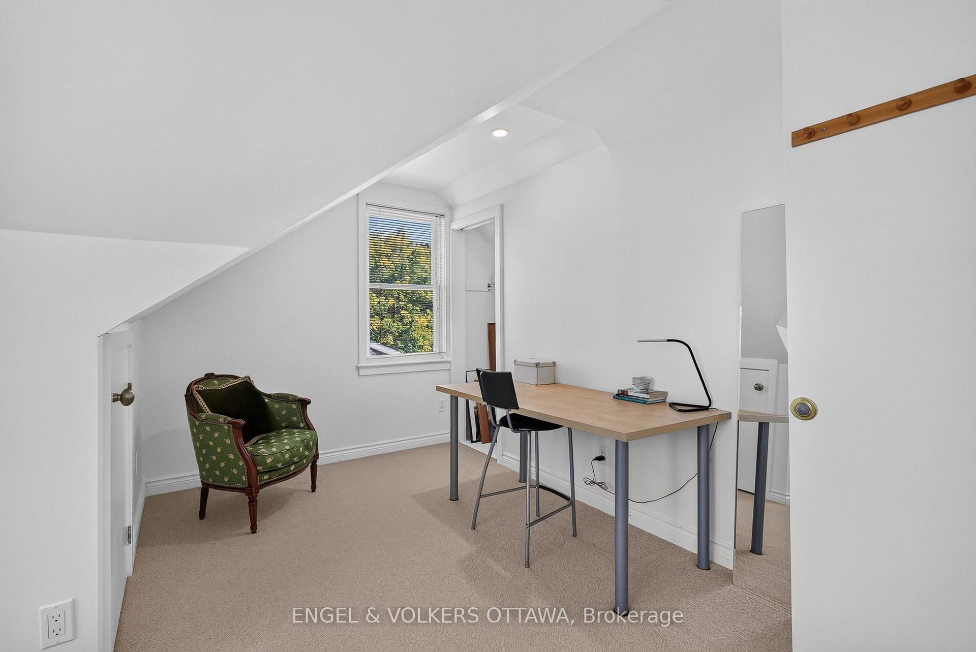 Photo 24 of 459 Highland Avenue, Ottawa, McKellar/Highland — HOMEH