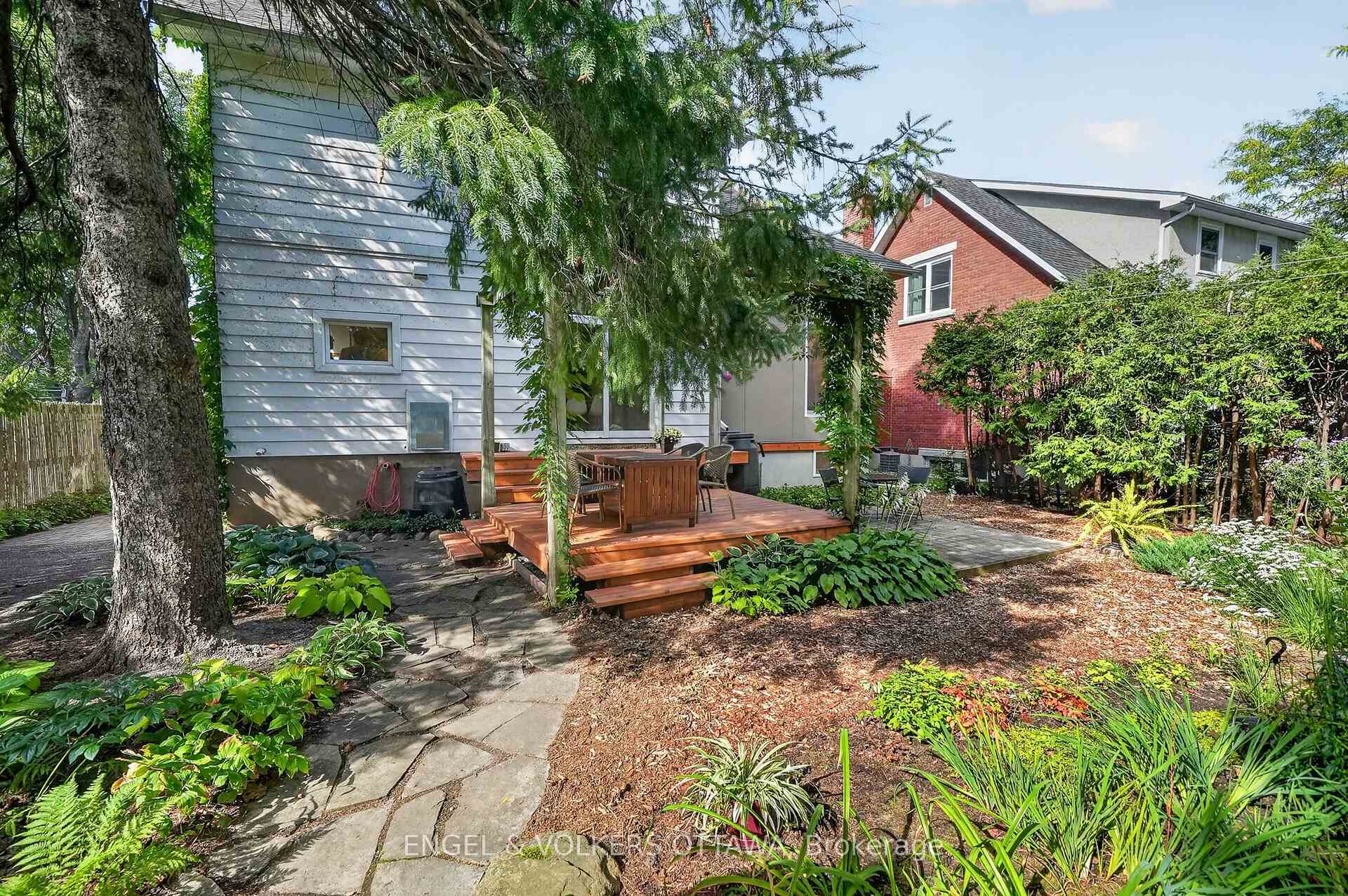 Photo 29 of 459 Highland Avenue, Ottawa, McKellar/Highland — HOMEH