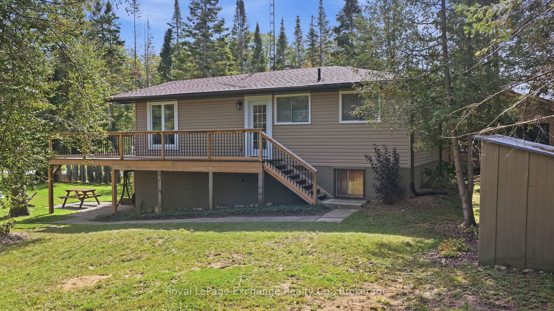 Photo 6 of 313 Spruce Crescent, Huron-Kinloss — HOMEH