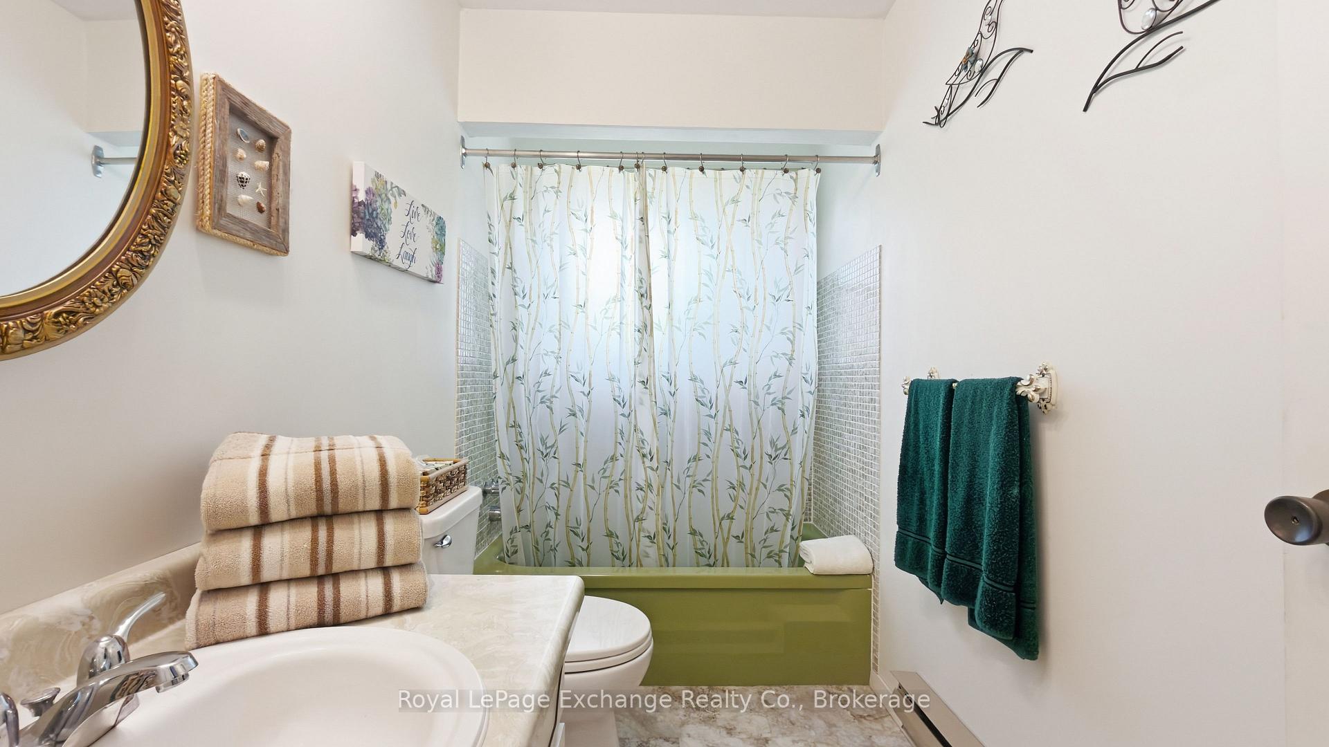 Photo 15 of 313 Spruce Crescent, Huron-Kinloss — HOMEH