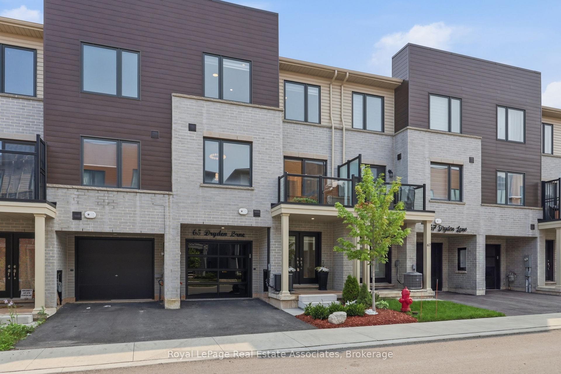 Photo 3 of 65 Dryden Lane, Hamilton, McQuesten — HOMEH