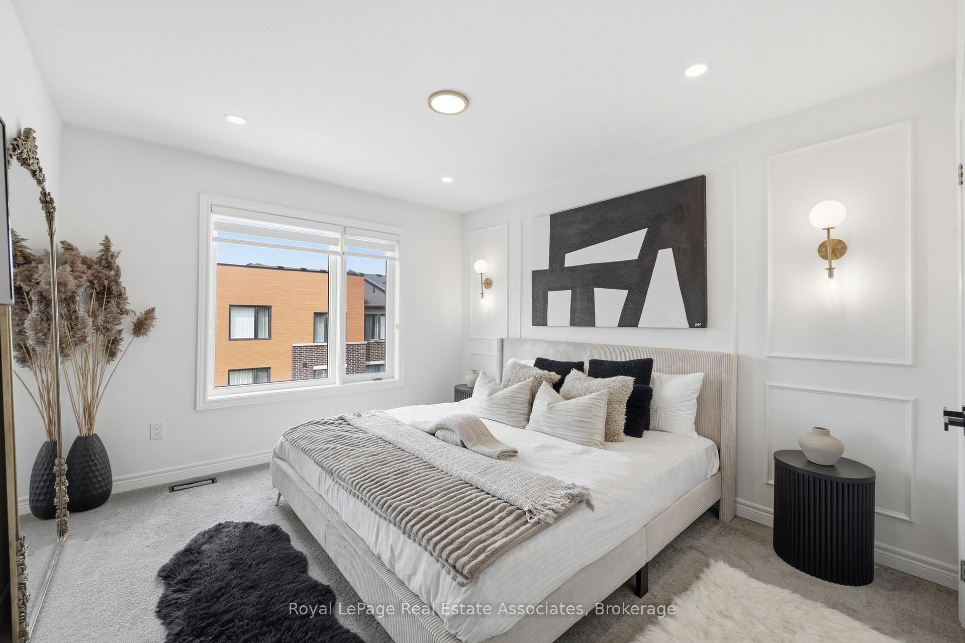 Photo 23 of 65 Dryden Lane, Hamilton, McQuesten — HOMEH