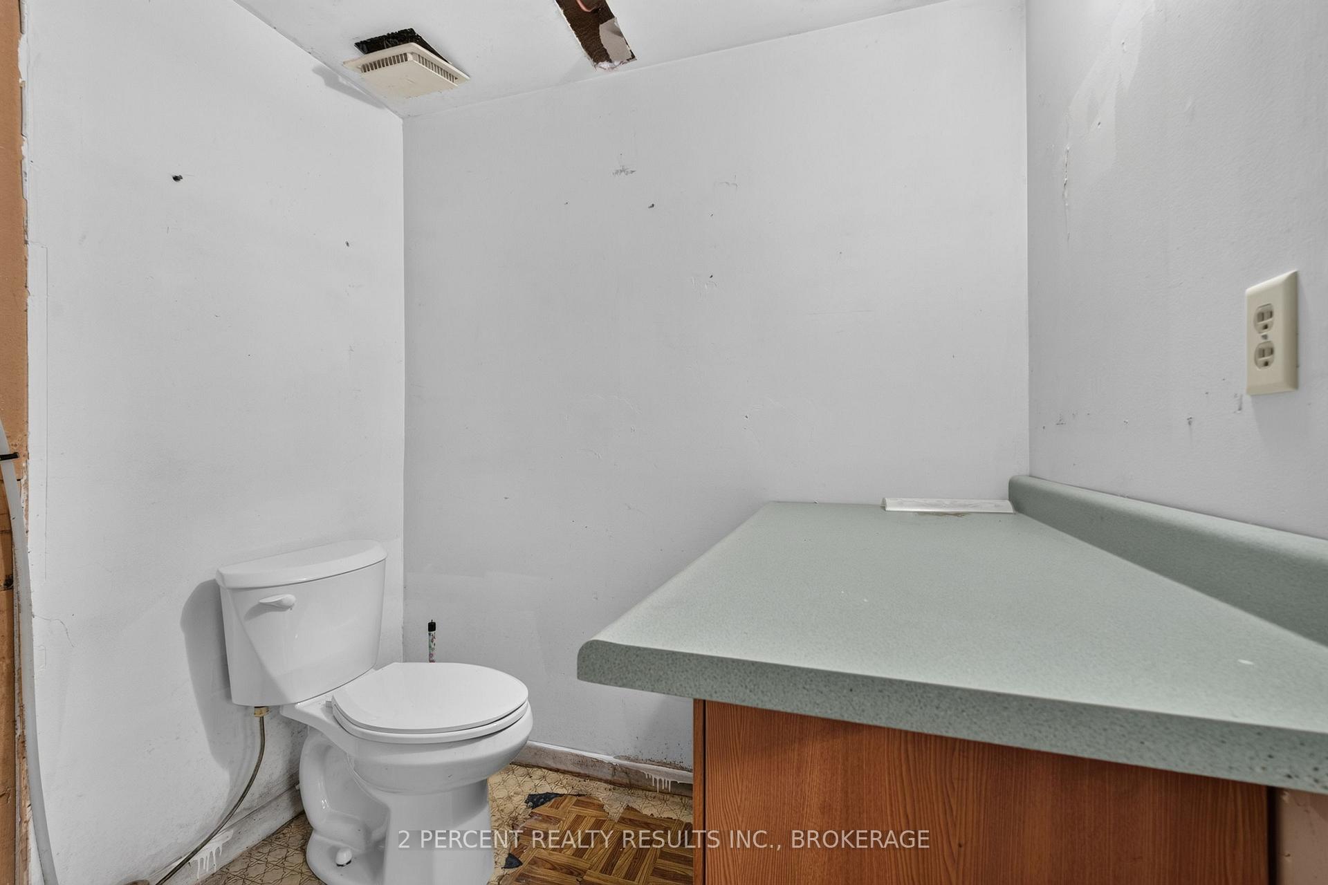Photo 22 of 1046 Pinewood Place, Kingston, City Northwest — HOMEH