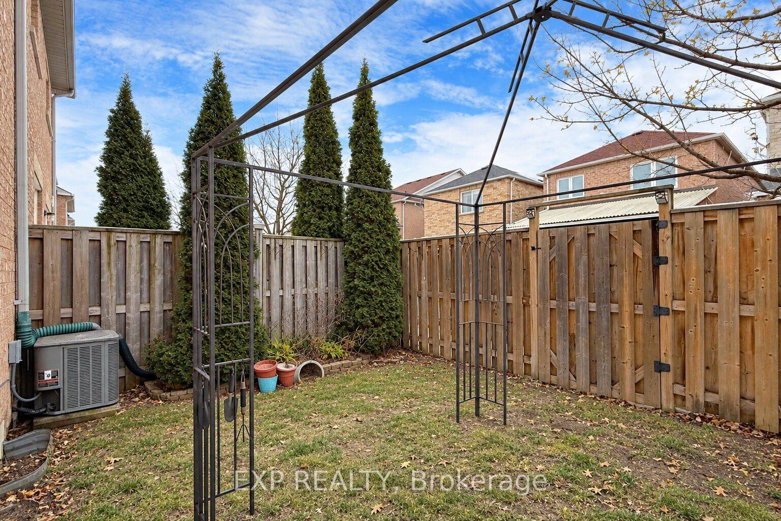 Photo 27 of Unit 36, 21 Eastview Gate, Brampton, Bram East — HOMEH