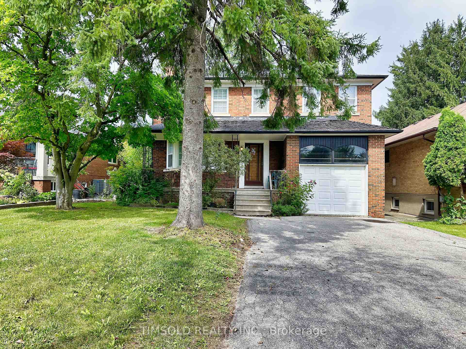 Front of 370 Ellerslie Avenue