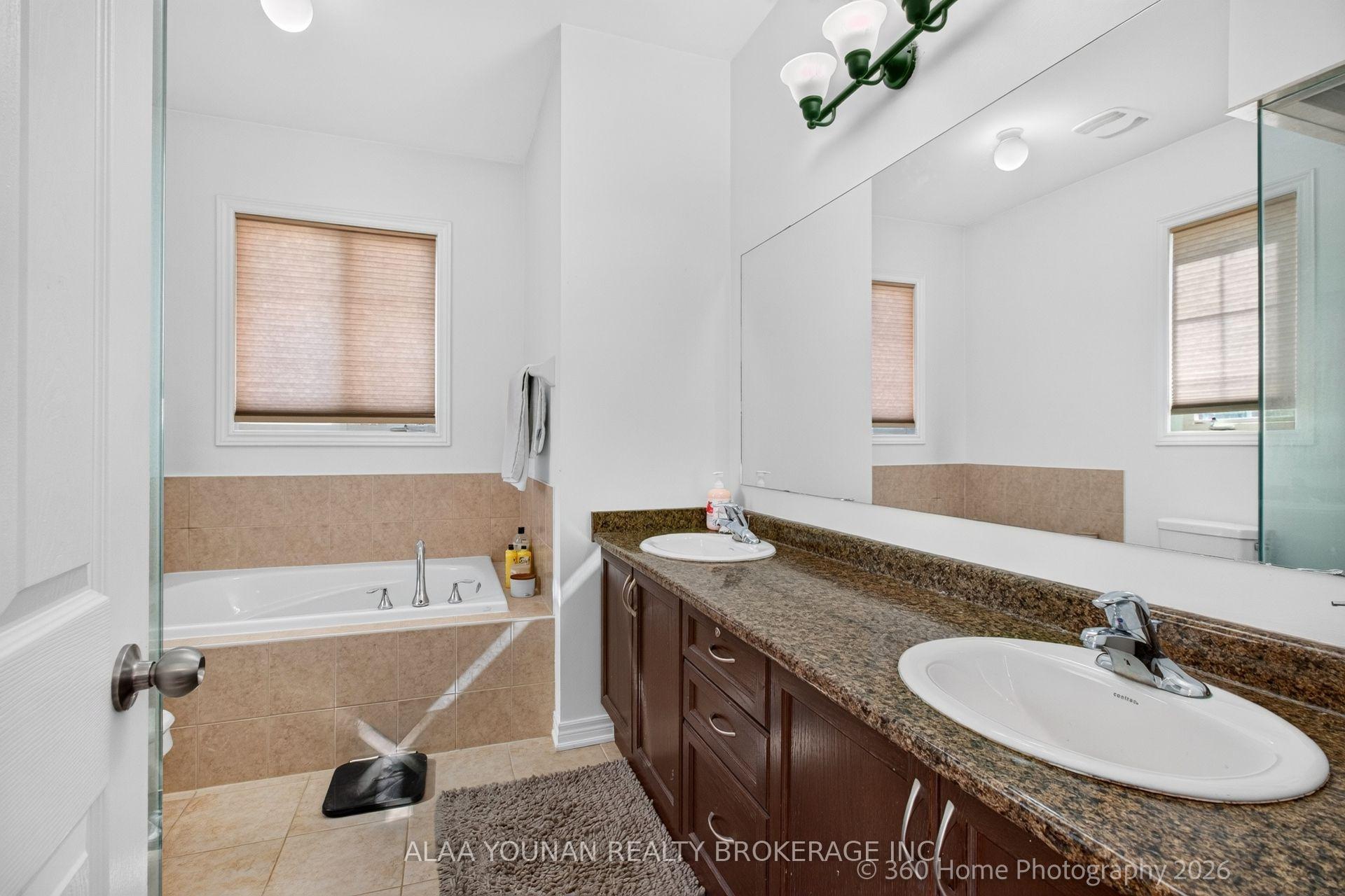 Photo 18 of 140 Copeland Crescent, Innisfil, Cookstown — HOMEH