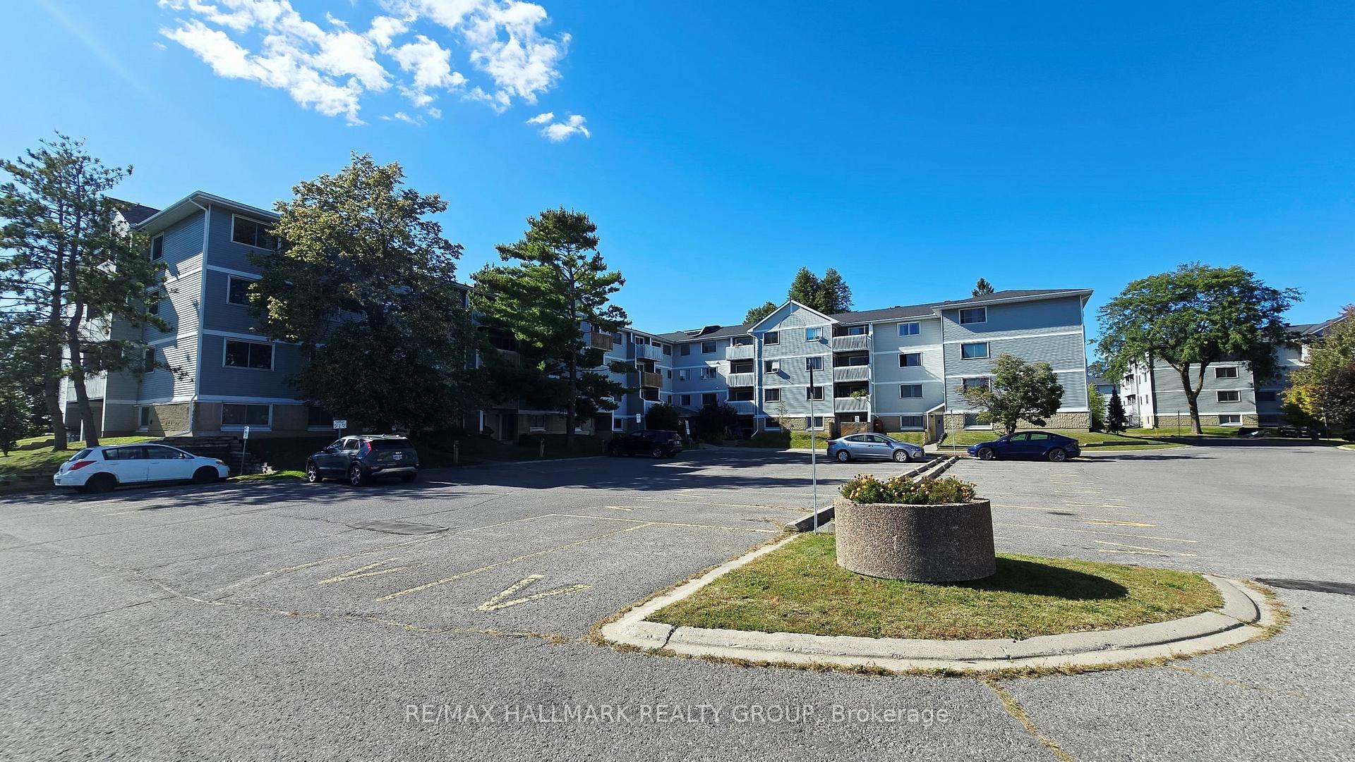 Photo of Unit 101, 214 Viewmount Drive