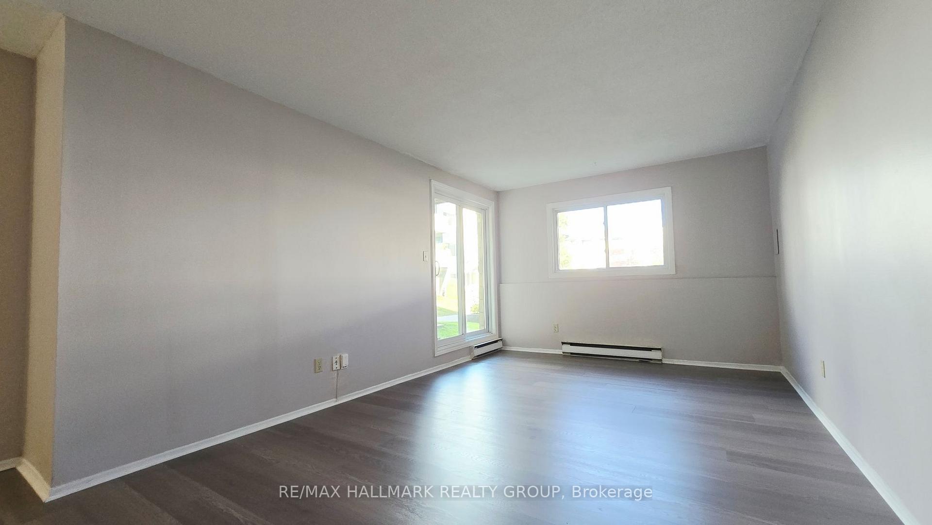 Photo 4 of Unit 101, 214 Viewmount Drive, Ottawa, Borden Farm/Stewart Farm/Carleton Heights/Parkwood Hills — HOMEH