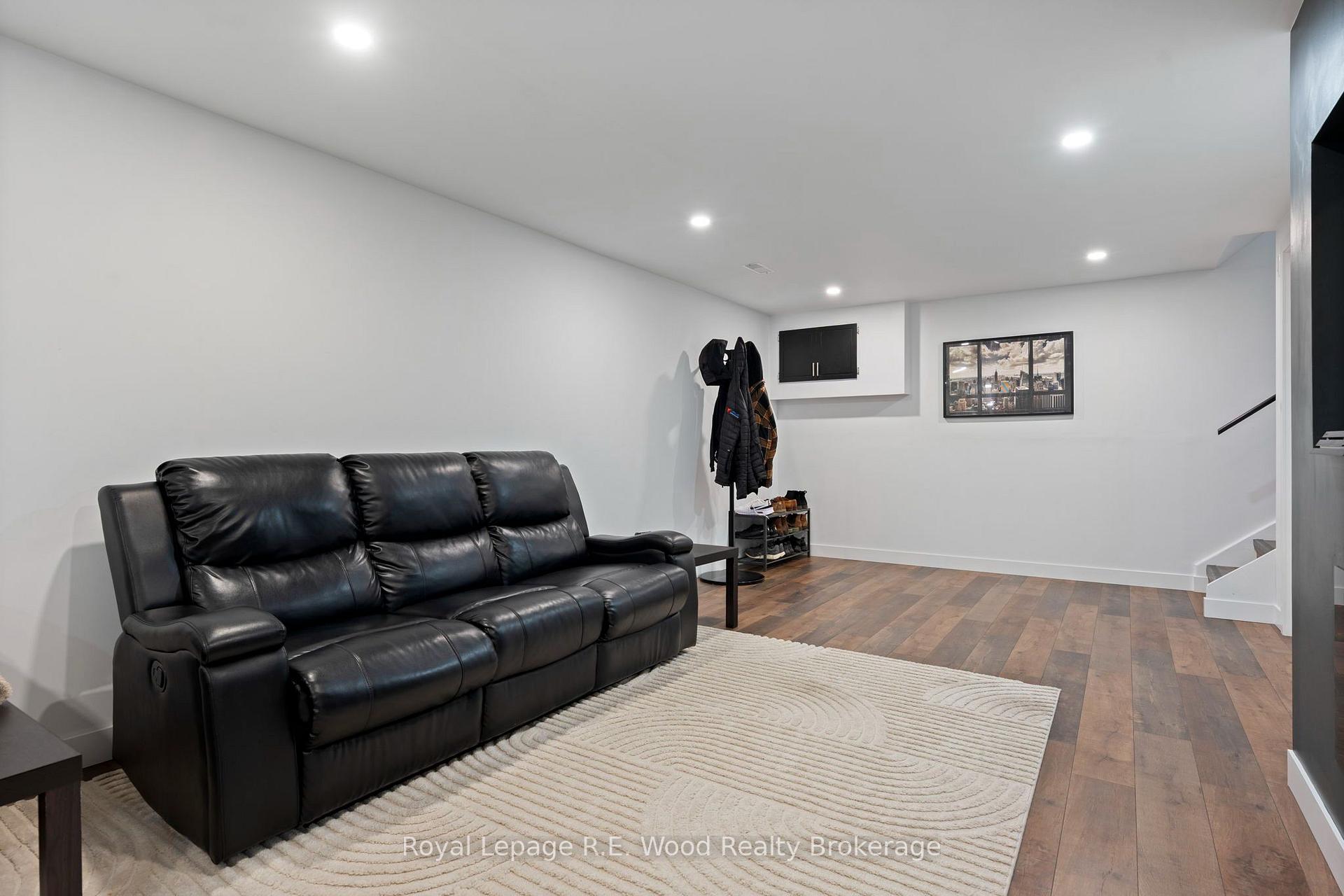 Photo 18 of 19 Queen Street E, Norwich, Otterville — HOMEH