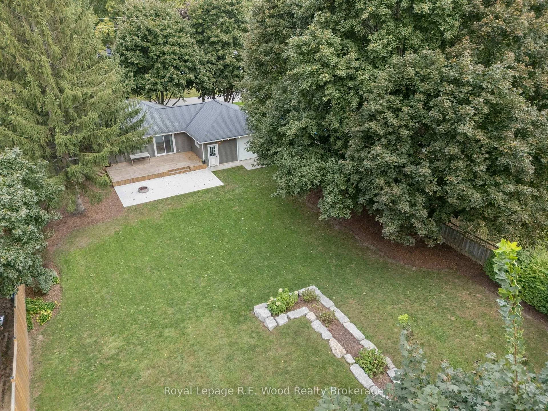 Photo 34 of 19 Queen Street E, Norwich, Otterville — HOMEH