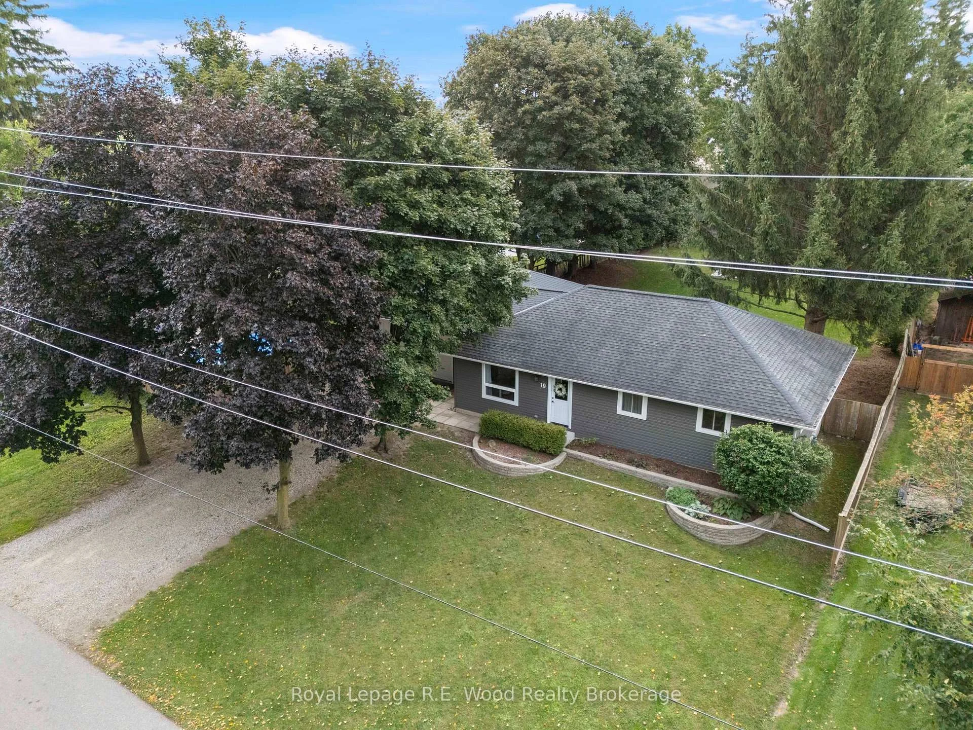 Photo 37 of 19 Queen Street E, Norwich, Otterville — HOMEH