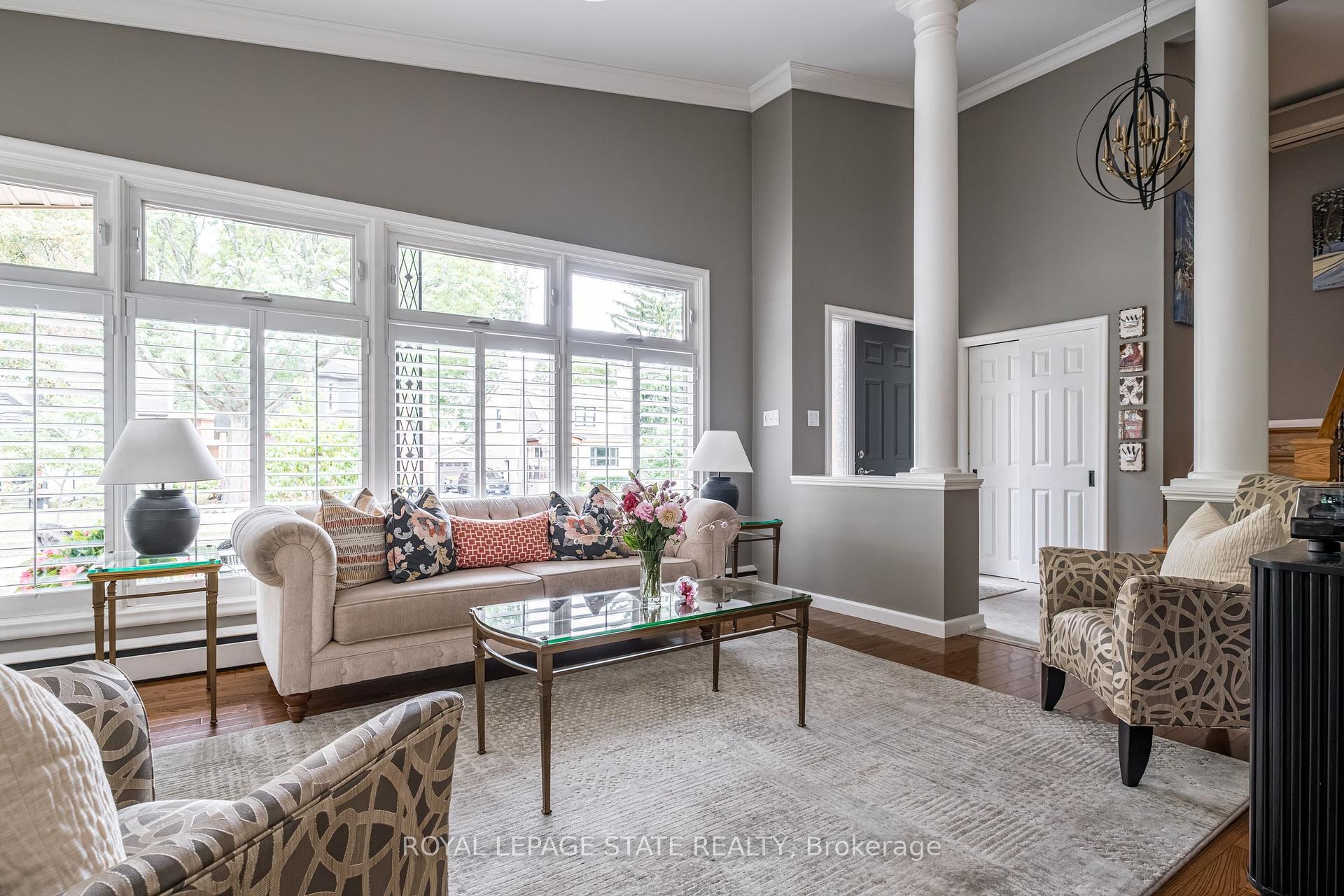 Photo 7 of 54 Inverness Avenue W, Hamilton, Southam — HOMEH