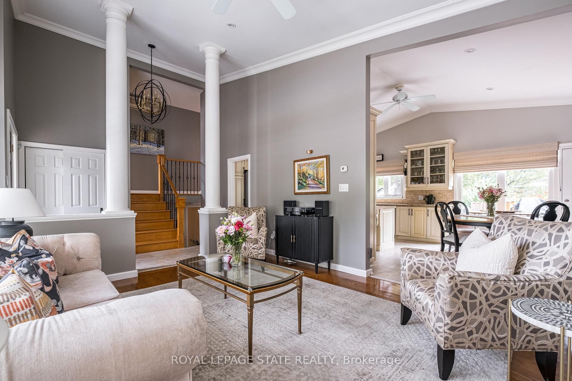 Photo 8 of 54 Inverness Avenue W, Hamilton, Southam — HOMEH