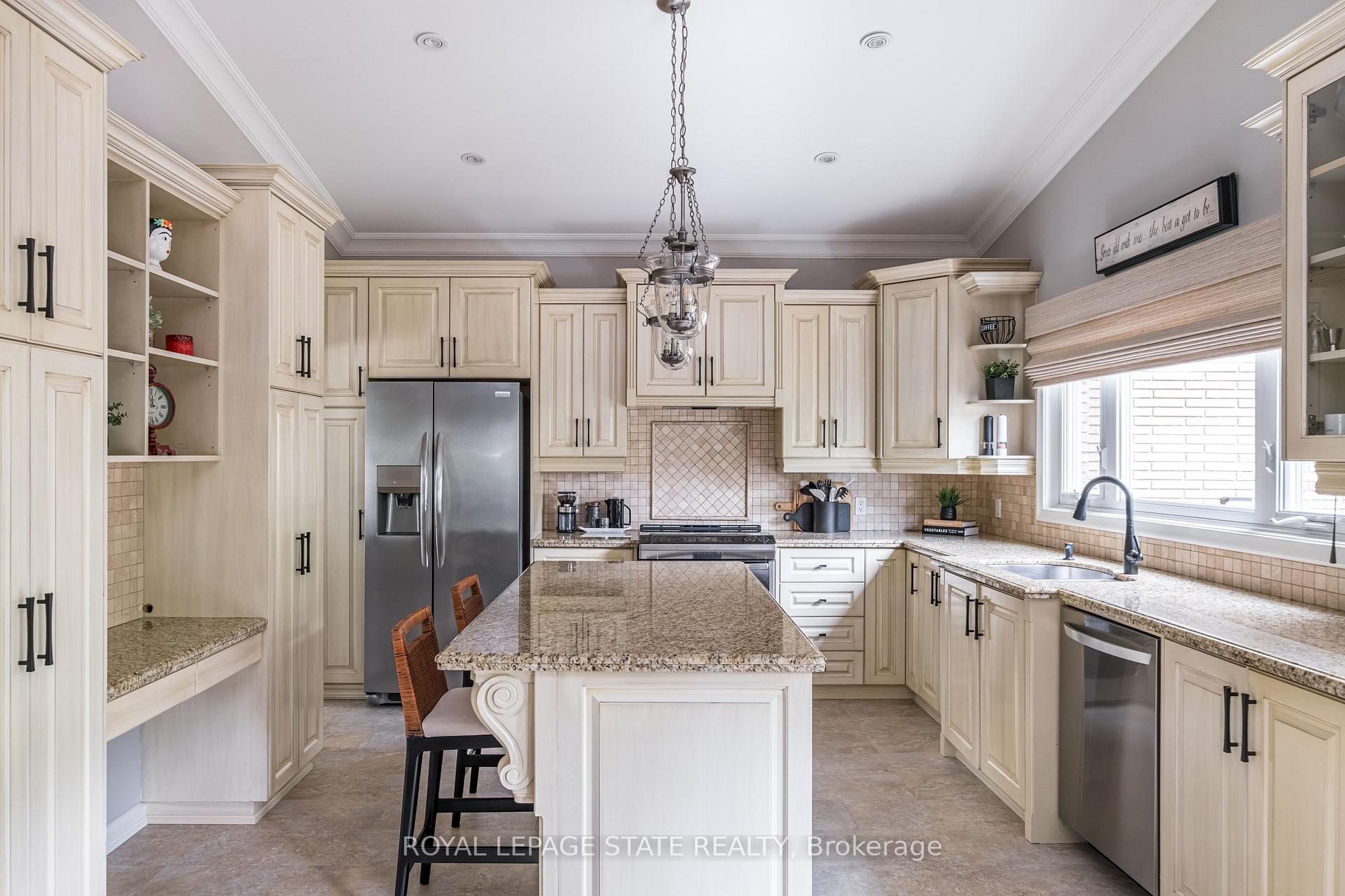 Photo 14 of 54 Inverness Avenue W, Hamilton, Southam — HOMEH