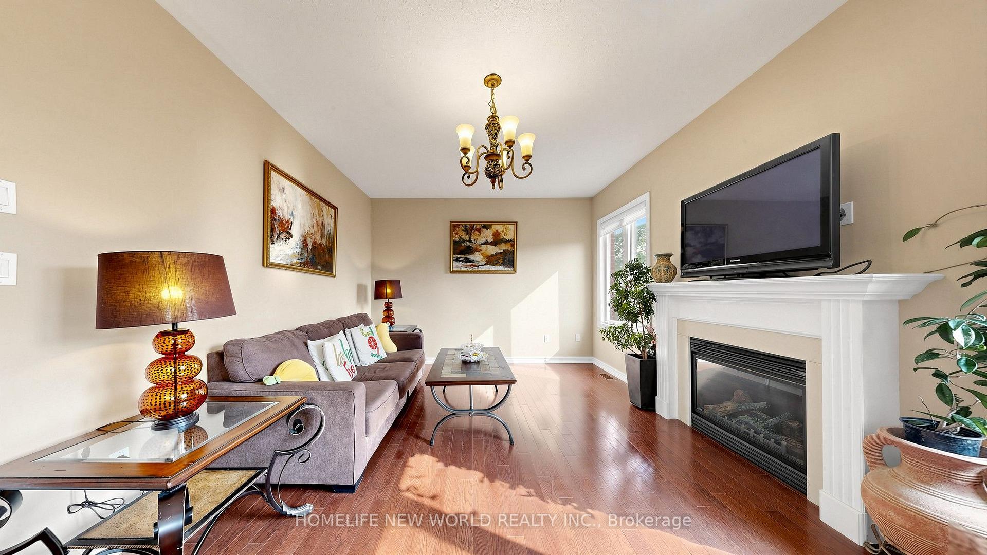 Photo 4 of 663 Peter Rupert Avenue, Vaughan, Patterson — HOMEH